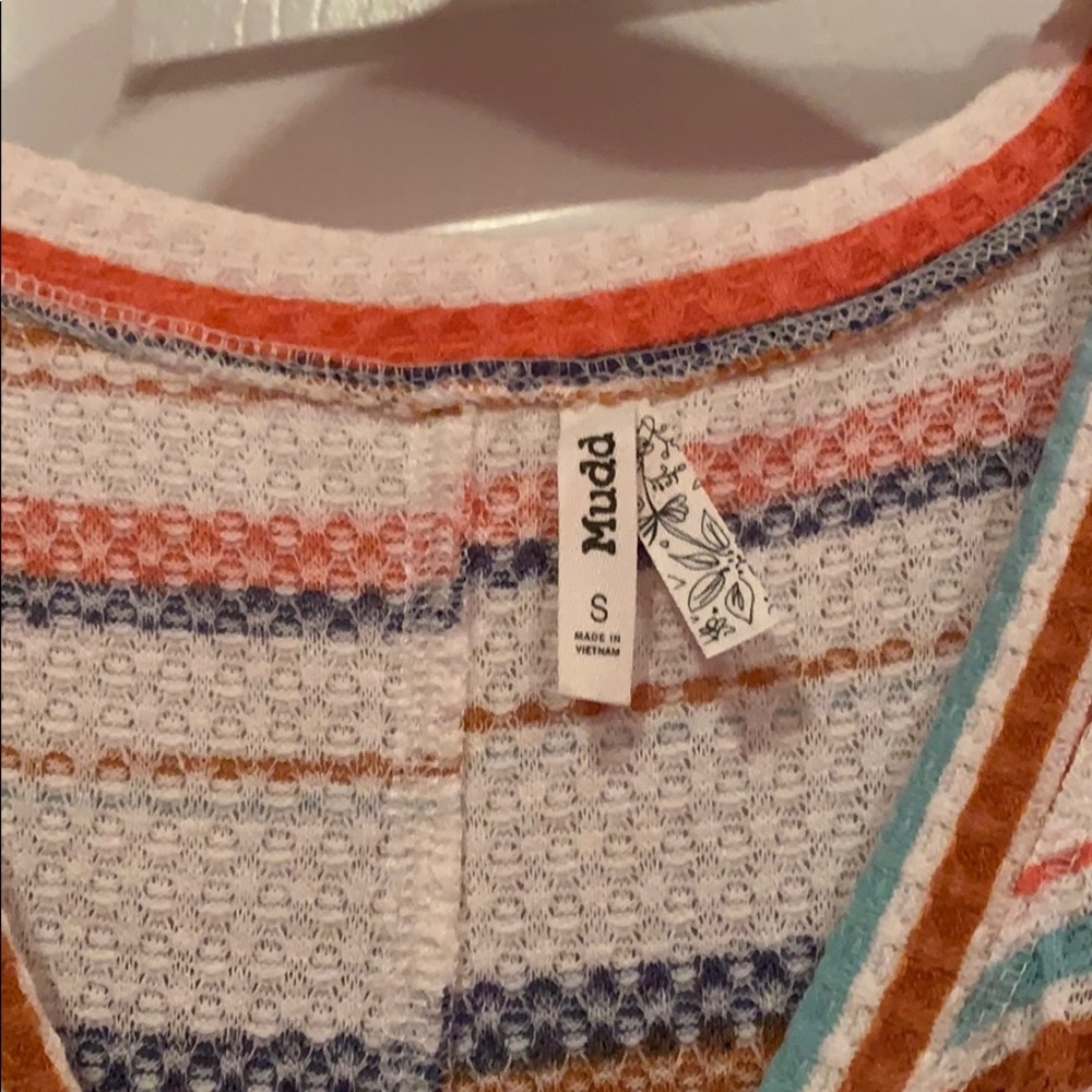 Shirt - Picture 3 of 3